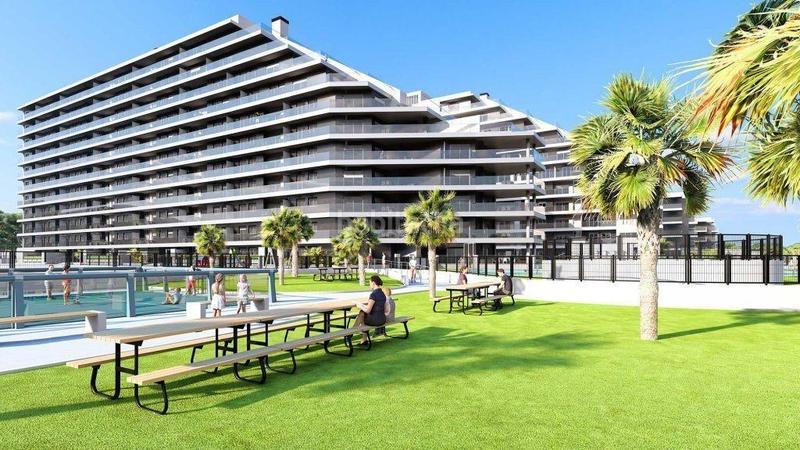 Foto 602075fe-2269-40f2-8871-5c88db935db7. Piso ciudad jardin 4 en Playa Morros de Gos Oropesa del Mar