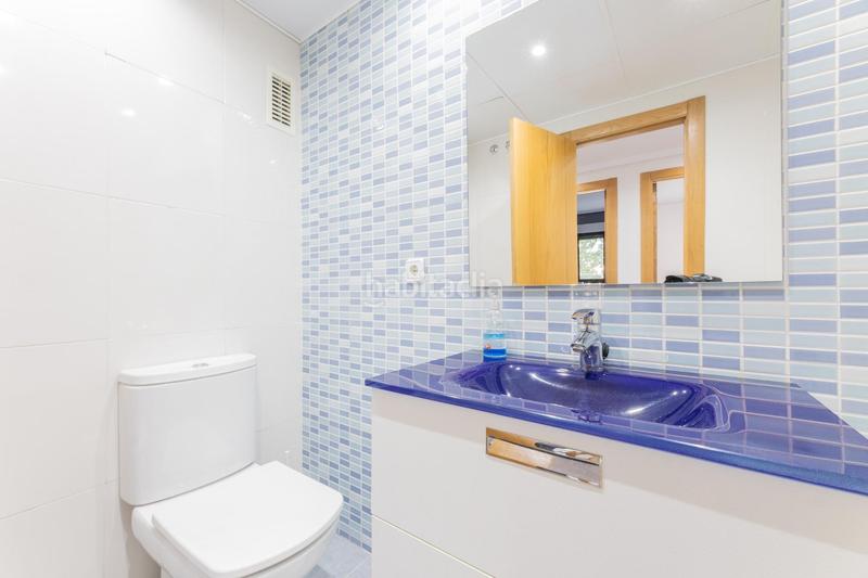 Foto 29781347-2d4e-49ff-aae1-edb573a43151. Piso vive con estilo en este fantástico piso en finca seminueva. en Alfafar