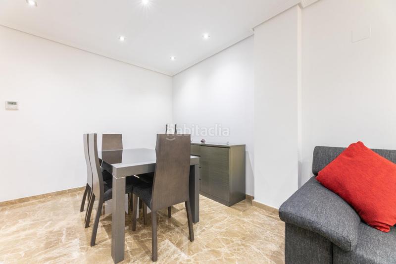 Foto 561c63ff-0088-4739-8ed7-f379e356ac4c. Piso vive con estilo en este fantástico piso en finca seminueva. en Alfafar