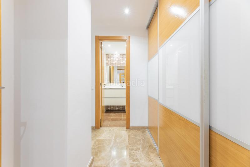Foto 6da89989-ffa5-4988-8898-ff99ac0a9ba1. Piso vive con estilo en este fantástico piso en finca seminueva. en Alfafar