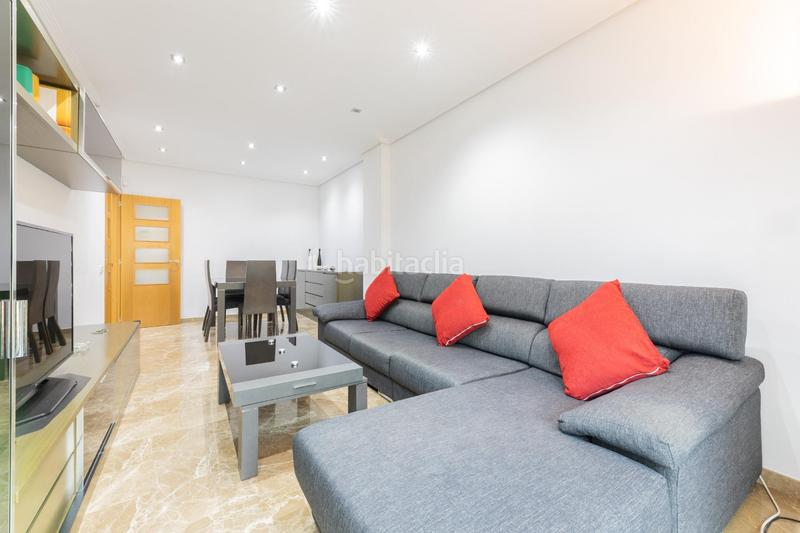 Foto 9b1bbd11-7b88-4578-8608-e75e942c2e0b. Piso vive con estilo en este fantástico piso en finca seminueva. en Alfafar