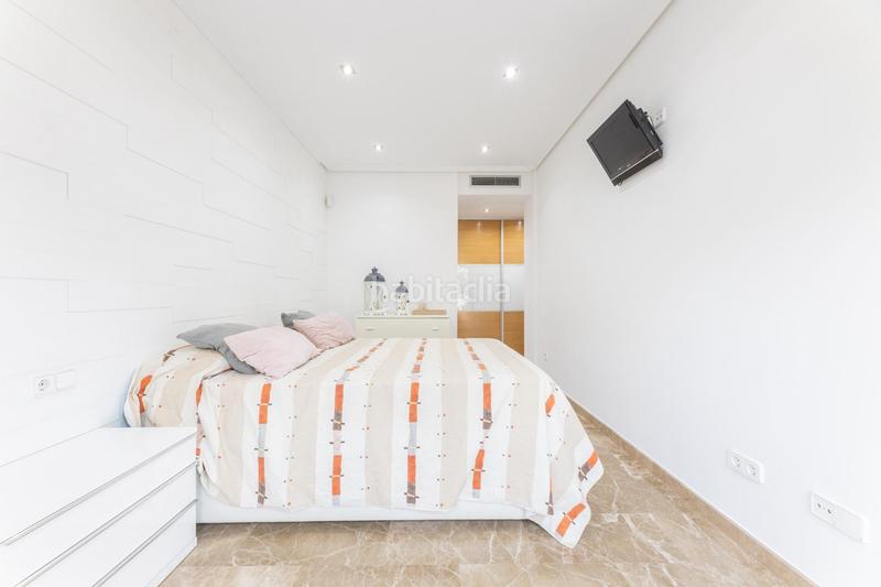 Foto bdbc36bc-d77a-439e-83b8-ec7d55bacaec. Piso vive con estilo en este fantástico piso en finca seminueva. en Alfafar