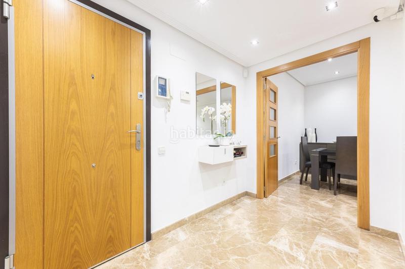 Foto f773c856-1ced-4b42-8747-e9d8c8a5bdc2. Piso vive con estilo en este fantástico piso en finca seminueva. en Alfafar