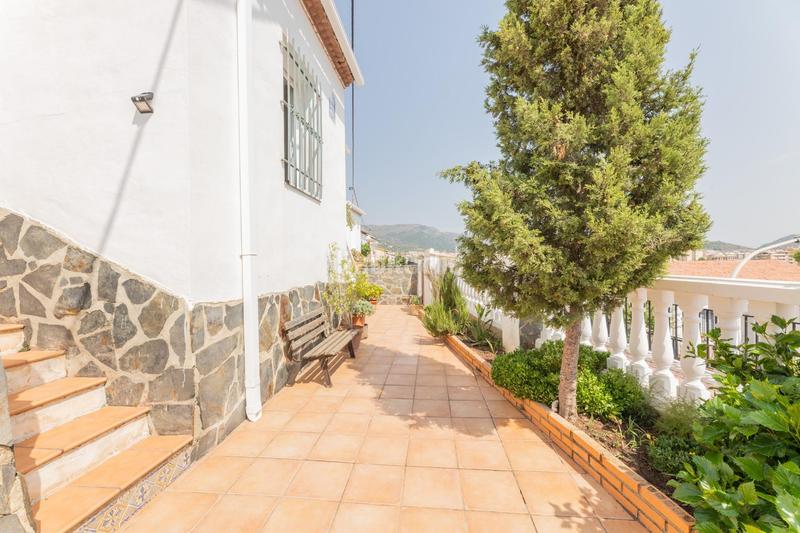 Foto a8391aee-e9c6-4d76-b047-01ab1745aa3a. Casa vistas y exclusividad en colonia segarra!! en Vall d´Uixó (la)