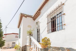 Casa  Calle calle de colonia segarra, 41. Vistas y exclusividad en colonia segarra!!