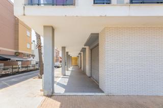 Local Comercial en Avenida CHILCHES
