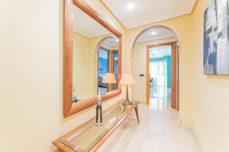 Foto 4b0bba40-546b-41d9-8b70-f8e3d698f92f. Alquiler piso 4 dormitorios con garaje y amueblado en Albors en Valencia