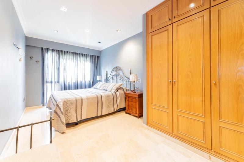 Foto 3b1056f9-b985-4e33-86b3-5e2027bd00ea. Rent flat with parking in Albors Valencia