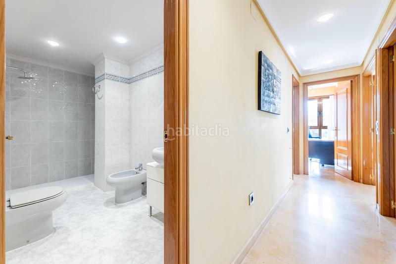 Foto f24b8942-e230-4746-8e9a-a456338cd534. Rent flat with parking in Albors Valencia