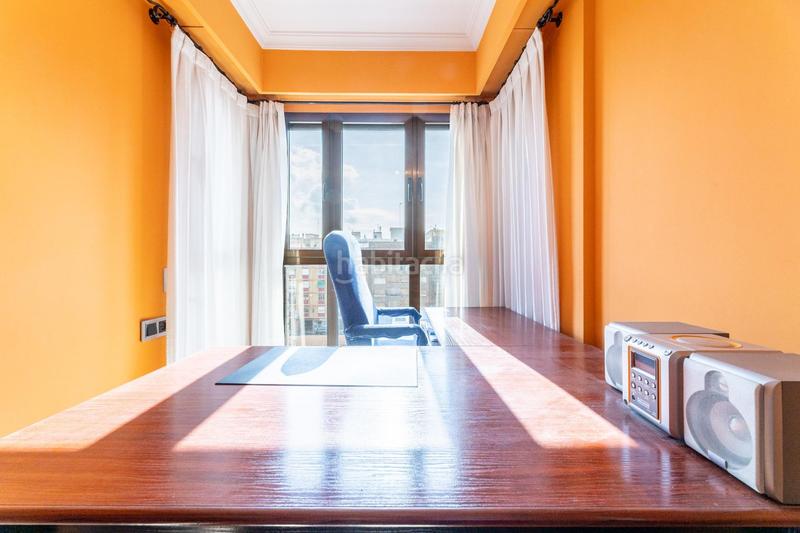 Foto f2cfe349-fad0-49af-9aa5-cc6a49ff9c3a. Rent flat with parking in Albors Valencia