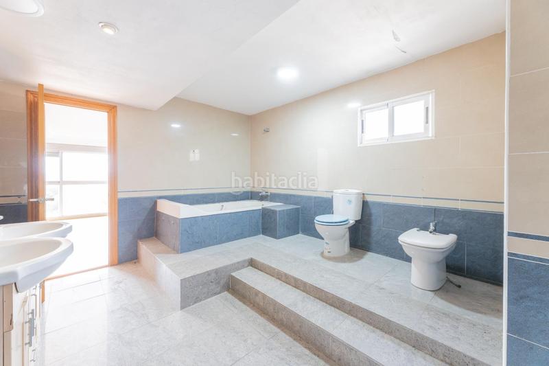 Foto 3530fb61-7261-4a7c-b95c-5ed4fc1d0688. Chalet con parcheggio piscina in El Vedat - Santa Apolonia Torrent