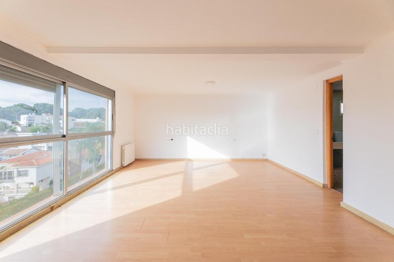 Foto 681cc06d-6473-472e-b7c4-c3805aaf00d4. Chalet con parcheggio piscina in El Vedat - Santa Apolonia Torrent