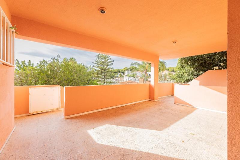 Foto cb7cf67a-6458-4fb6-9329-3d6da71147e5. Chalet con parcheggio piscina in El Vedat - Santa Apolonia Torrent