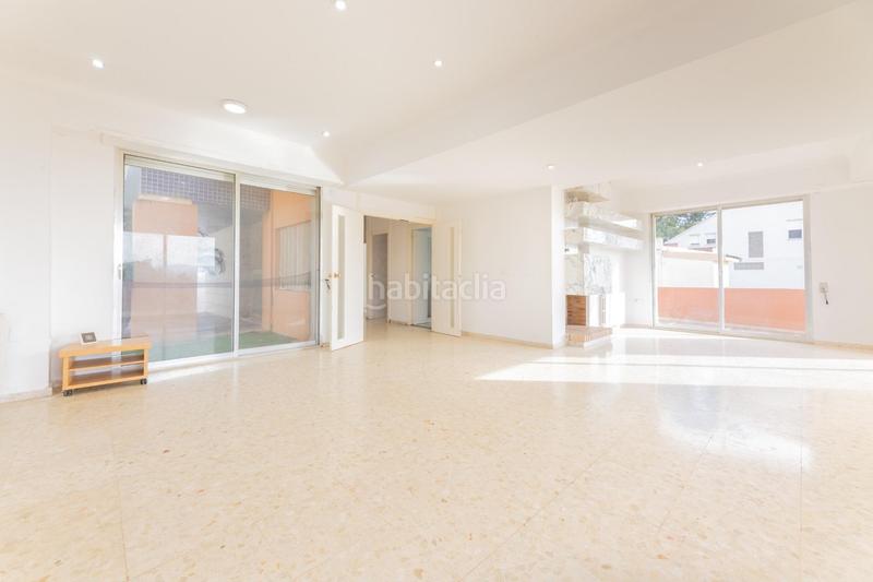 Foto e206b063-7985-4bca-8c04-ed735332b2ce. Chalet con parcheggio piscina in El Vedat - Santa Apolonia Torrent