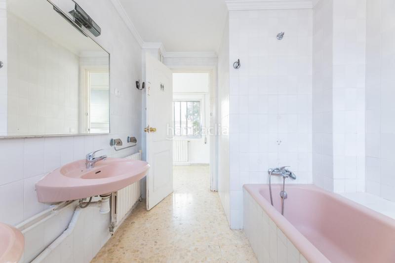 Foto e50391c5-a3f4-4230-8d04-fbf39a3afb23. Chalet con parcheggio piscina in El Vedat - Santa Apolonia Torrent