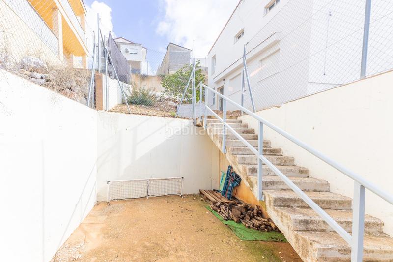 Foto 00abf0e0-a7ec-4fe3-9cba-b5aadd0e8b8b. Xalet a Cumbres de Calicanto Torrent