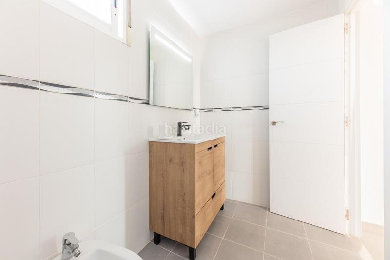 Foto 9c8c8e1a-d9fd-4270-b997-b3a7171286f0. Xalet a Cumbres de Calicanto Torrent