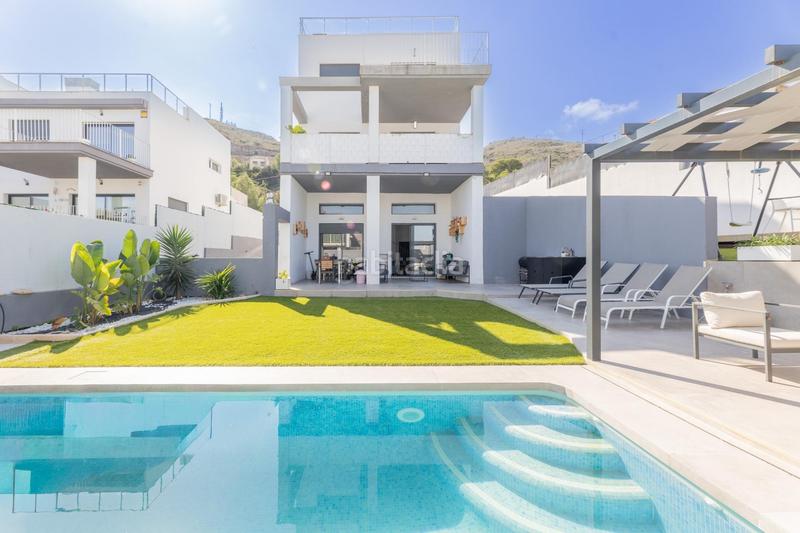 Foto 0b4a7193-ae2f-4867-9055-e71c82b4cc92. Chalet with parking pool in Sierra Perenchiza-Cumbres de Calicanto-Sto Domingo Chiva