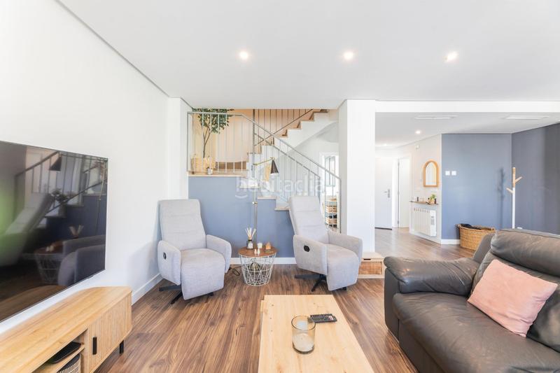 Foto 889d072a-ccdc-4158-8c2b-371df545d756. Chalet with parking pool in Sierra Perenchiza-Cumbres de Calicanto-Sto Domingo Chiva