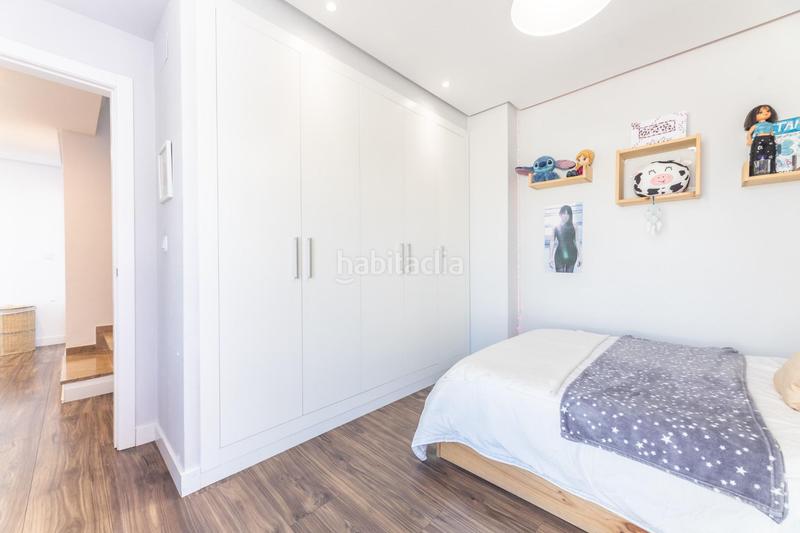 Foto c87bb17d-c013-43f7-b529-168bfe6132ec. Chalet with parking pool in Sierra Perenchiza-Cumbres de Calicanto-Sto Domingo Chiva