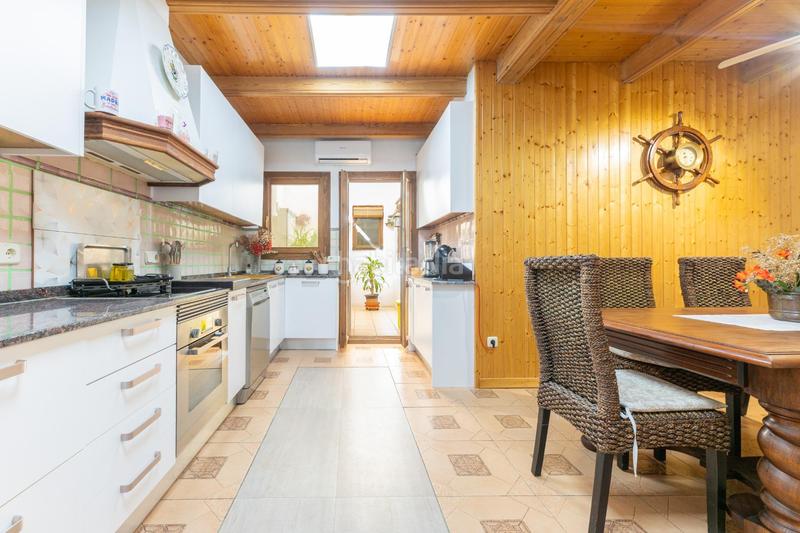 Foto 1d381063-ded9-40b5-a46c-985d5a378bac. Casa a Torreblanca