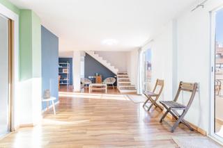 Appartement  Calle del hierro. Ático con dos terrazas en la zona de serrería  puerto de valenci