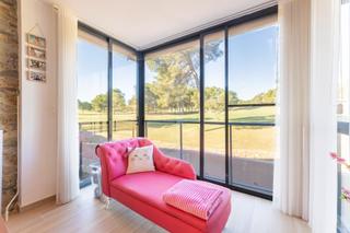 Piso  Urbanizacion poblado med.ps golf. Vivienda reformada con encanto y vistas al campo de golf en la e