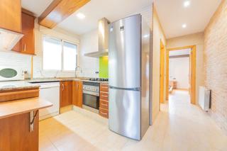 Piso  Calle de bonavista. Encantador piso ideal para parejas, jóvenes o inversores