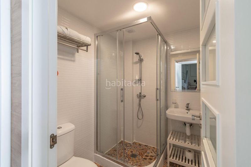 Foto e86e444f-fc73-4ae7-92c7-7eb00c8f70ab. Edifici a Pueblo Calp