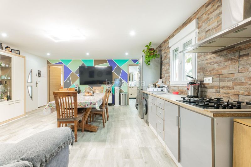 Foto 1945e0cc-d9da-4da9-b1d5-80cf5d673a22. Xalet amb piscina a Turís