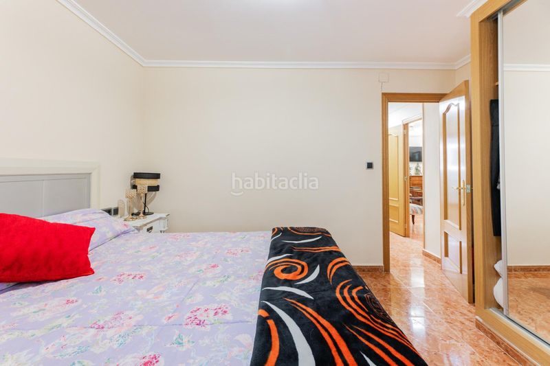 Foto 31d9eb6e-afbb-43ce-a967-dd71d32f94f2. Xalet amb piscina a Turís