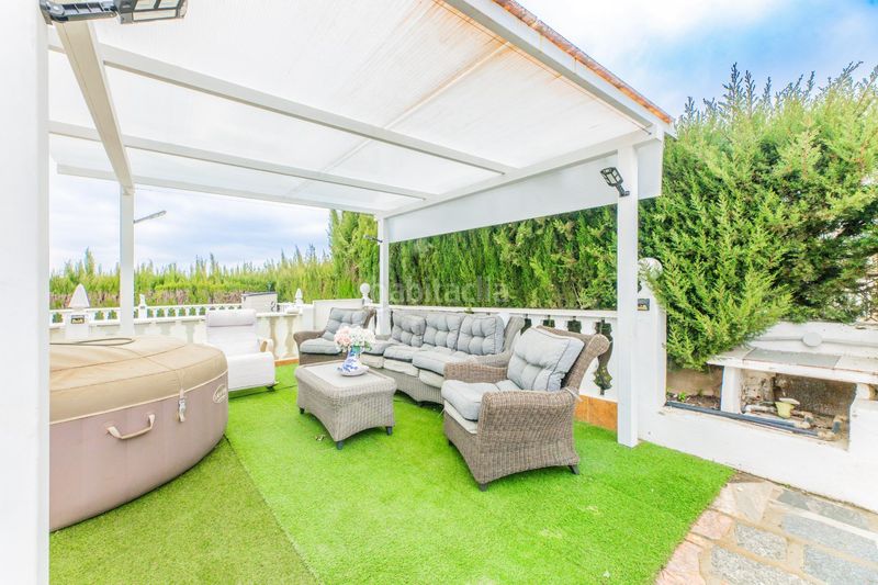 Foto 45a13f8c-8e5a-4101-b9fe-75b61ddf8948. Xalet amb piscina a Turís