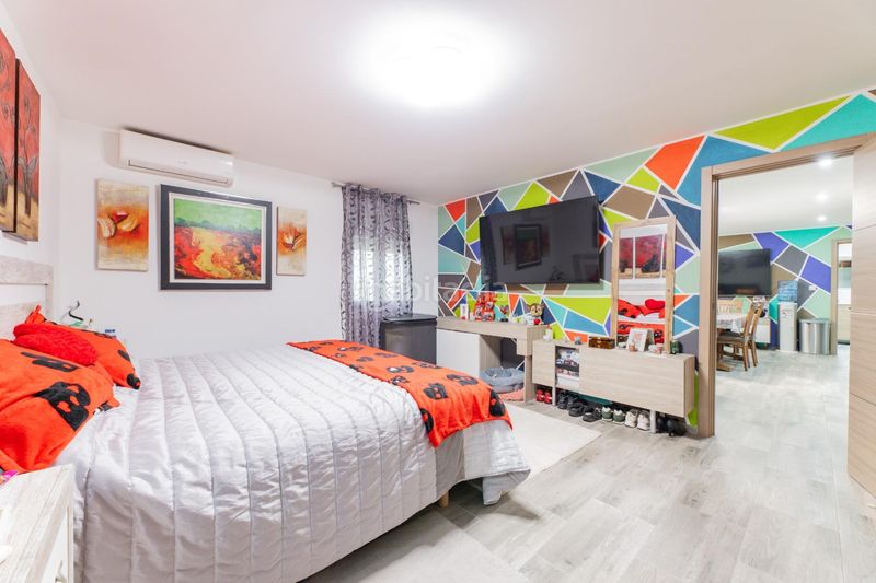 Foto 560b8afd-64e7-41bf-9d5c-ca2e5642b063. Xalet amb piscina a Turís