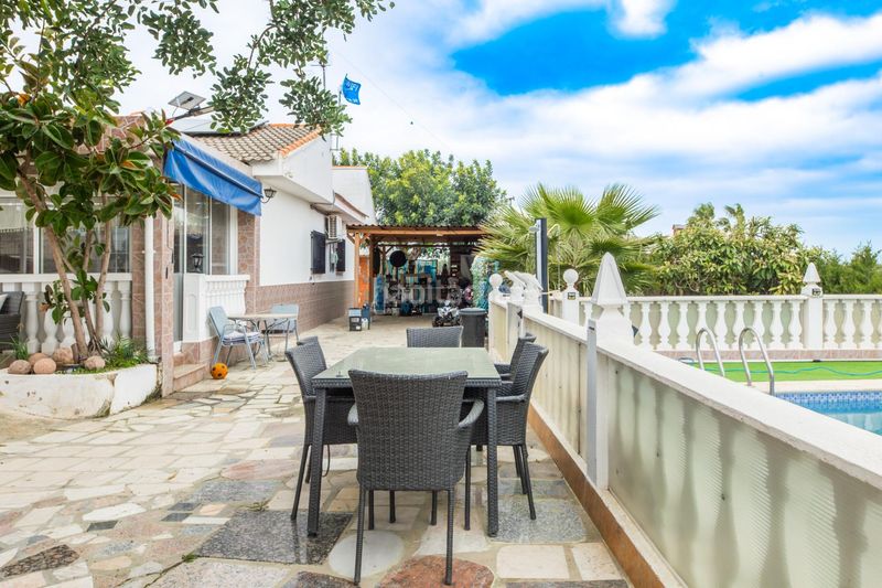 Foto 8b88cade-48b7-4628-b4ae-65a8fd7e2da7. Xalet amb piscina a Turís