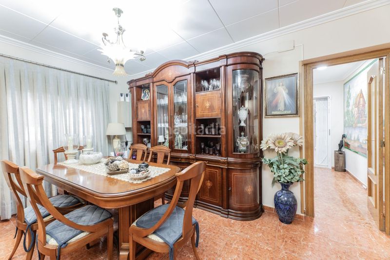 Foto 9c5ce926-194f-486c-8d58-29a50417798d. Xalet amb piscina a Turís