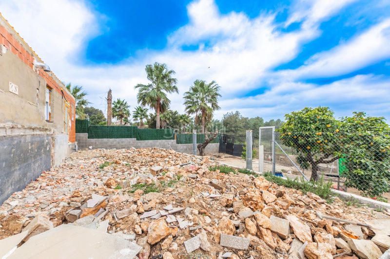 Foto b4592030-3569-469e-a64c-9ea872597017. Xalet amb piscina a Turís