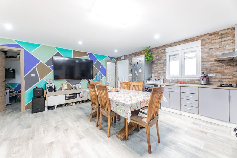 Foto d981a23d-3786-4bdb-9a78-315eb4edd715. Xalet amb piscina a Turís