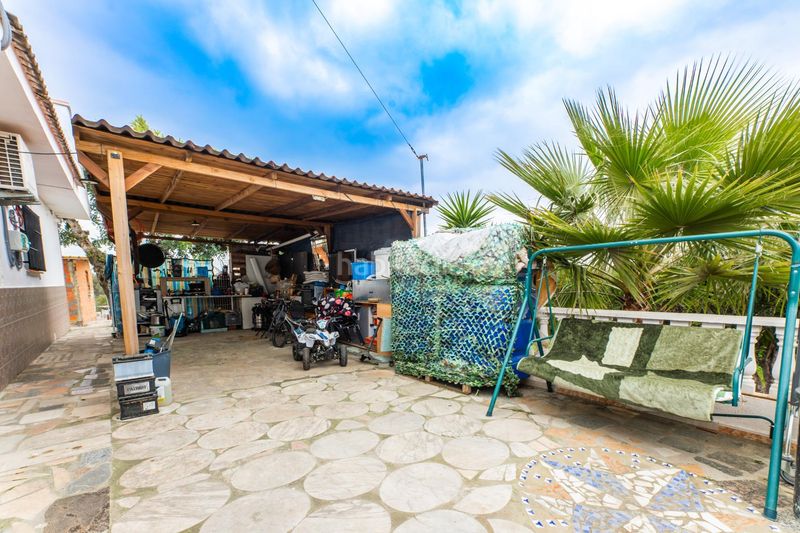 Foto f42b63b5-3443-406f-b4f0-087b74ddcea2. Xalet amb piscina a Turís