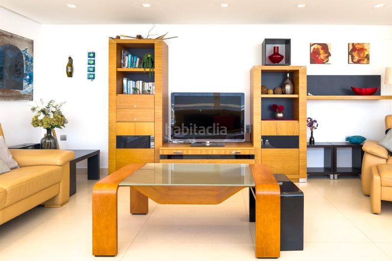 Foto 29b269a3-3eb2-4d89-9ebf-bed8a5e1ea9b. Àtic amb aparcament piscina a Zona Levante - Playa Fossa Calp