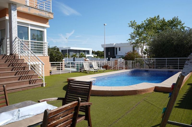 Foto dfcc33b1-6695-49e4-9e0e-eb95fc3be999. Xalet amb aparcament piscina a Marisol Park - Ortembach - Los Almendros Calp