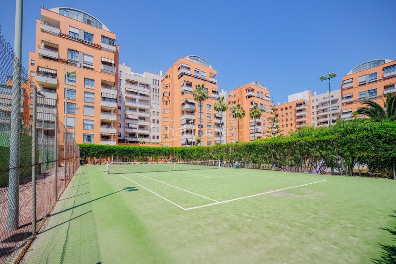 Foto 0ddf3da9-0614-4d05-b9d2-1995d7280d06. Dúplex amb calefacció aparcament piscina a Nou Campanar Valencia