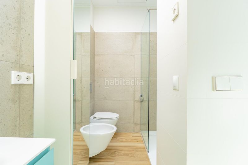 Foto 16f23c22-c200-4798-ba5c-5fa519098183. Duplex con parcheggio piscina in Nou Campanar Valencia