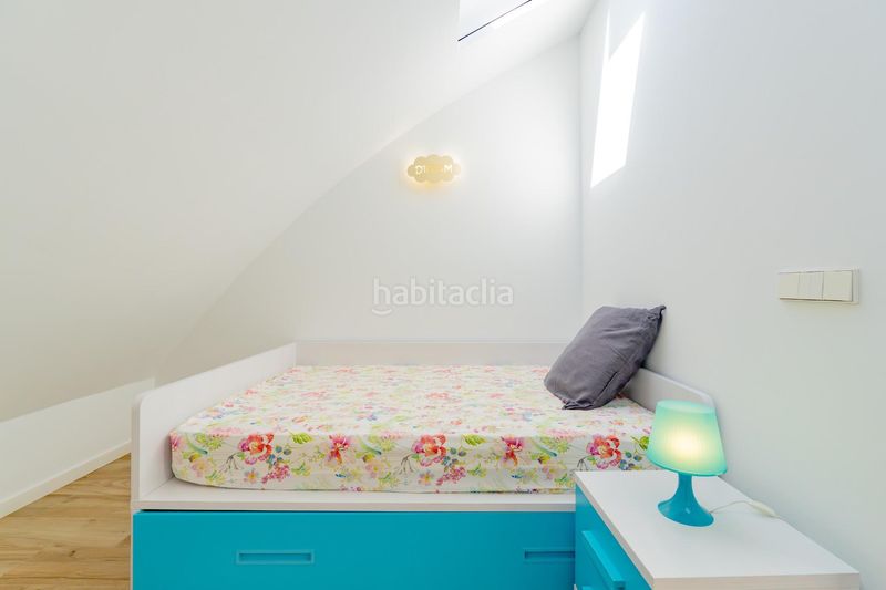 Foto 2f0feda7-dfdc-4315-8a72-8dc763487a19. Duplex con parcheggio piscina in Nou Campanar Valencia