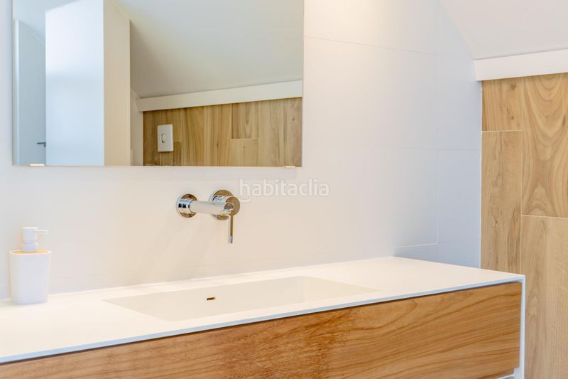 Foto 2fa97167-0152-4de1-9b04-254aa2a5e2a7. Dúplex amb calefacció aparcament piscina a Nou Campanar Valencia