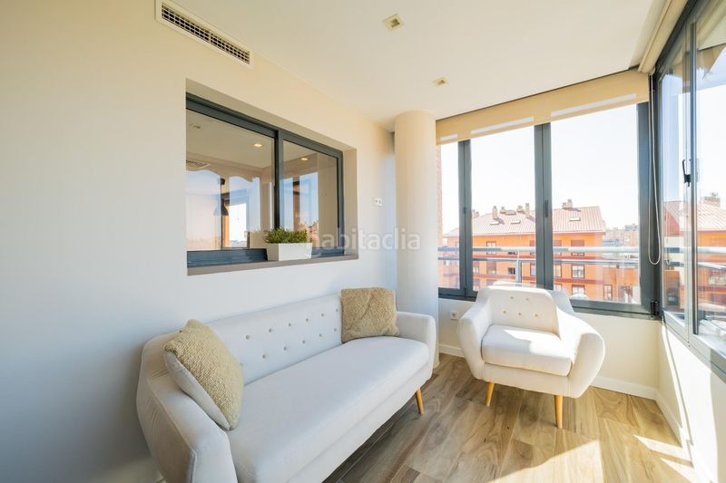 Foto 4065195e-a4b4-494d-b412-d51d34e275ad. Duplex con parcheggio piscina in Nou Campanar Valencia