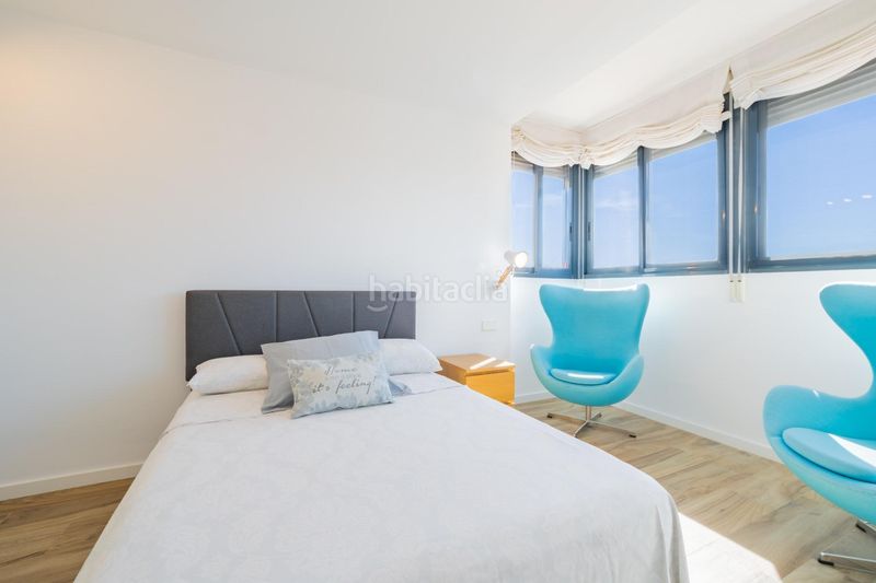 Foto 4af72df9-0b4b-47b3-84b0-7cbc2170256d. Duplex con parcheggio piscina in Nou Campanar Valencia