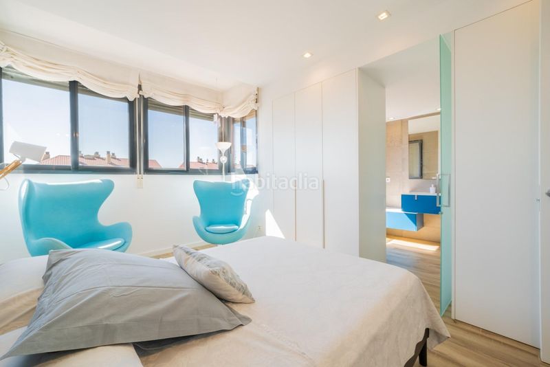 Foto 5c48532f-f52e-4775-b487-1b6690a59d72. Duplex con parcheggio piscina in Nou Campanar Valencia