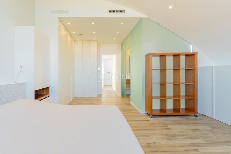 Foto 754d04d2-9f2b-44a6-99e5-7448577809e6. Duplex con parcheggio piscina in Nou Campanar Valencia