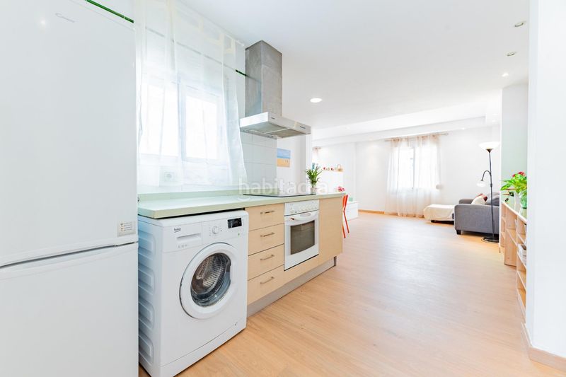 Foto b91eeb1e-8bfe-4c01-90df-6ca3b84cb591. Pis a Juzgados Mislata