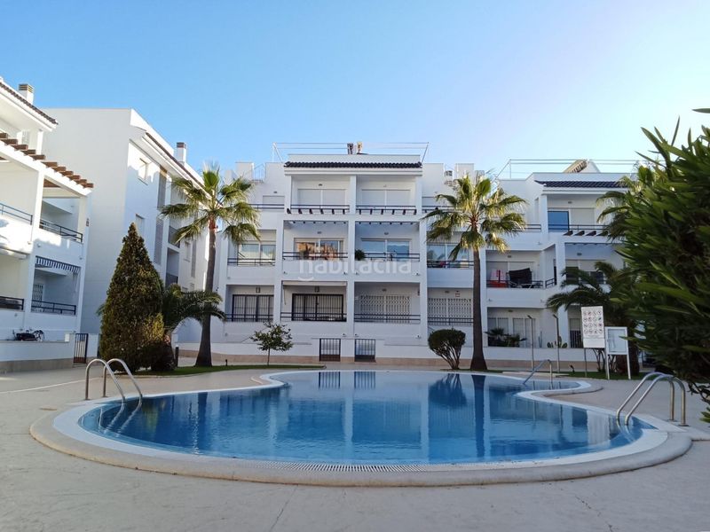 Foto 0ee706ca-b89f-435b-b088-8c3f8a95b955. Àtic amb piscina a La Veleta Torrevieja